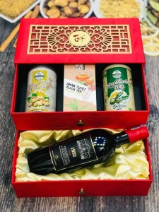 top 10 qua tang ruou tet 2024